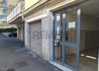 Ingresso palazzo - Appartamento Torre del Greco - foto 4