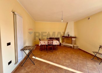 Sala da pranzo - Quadrilocale Via Vallone
 
49, Vietri sul Mare - foto 9