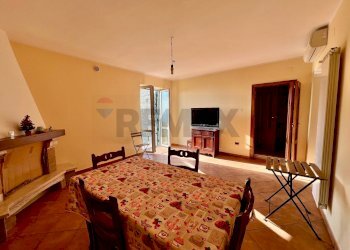 Sala da pranzo - Quadrilocale Via Vallone
 
49, Vietri sul Mare - foto 10