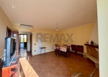 Sala da pranzo - Quadrilocale Via Vallone
 
49, Vietri sul Mare - foto 20