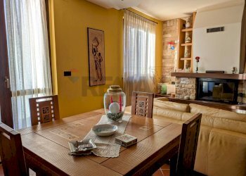 Sala da pranzo - Casa indipendente Pian Camuno - foto 5