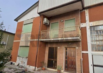 Casa all\'aperto - Capannone Via Eridania
53, Occhiobello - foto 35