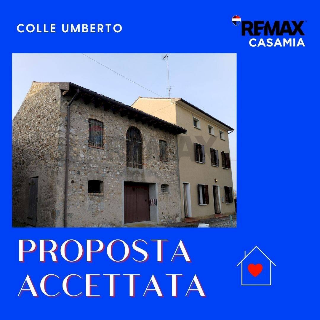 Edificio all\'aperto - Independent house Via Faliero Marin
 
11, Colle Umberto - photo 1
