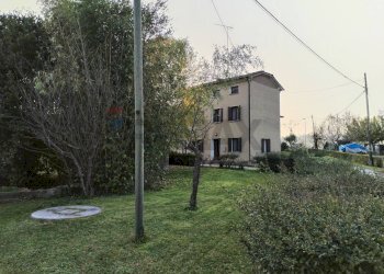 Edificio all\'aperto - Independent house Via Faliero Marin
 
11, Colle Umberto - photo 79