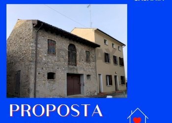 Edificio all\'aperto - Independent house Via Faliero Marin
 
11, Colle Umberto - photo 1