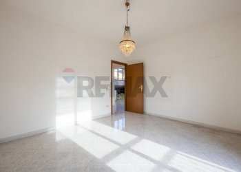 Stanza vuota - Bilocale Via Pigafetta
 
6, Bolsena - foto 13