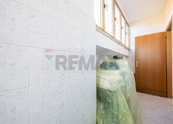 Hall / corridoio - Bilocale Via Pigafetta
 
6, Bolsena - foto 21