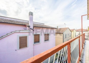 Balcone - Bilocale Via Pigafetta
 
6, Bolsena - foto 22