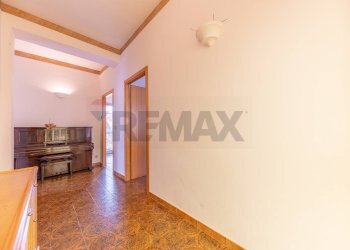 Hall / corridoio - Trilocale Via Pigafetta
 
6, Bolsena - foto 2