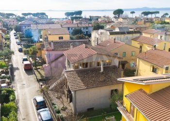 Edificio all\'aperto - Trilocale Via Pigafetta
 
6, Bolsena - foto 50