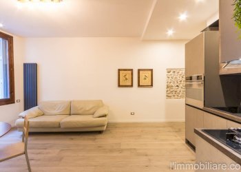 Foto 5 - Trilocale Via Giovanni Zambelli
 
18, Verona - foto 5