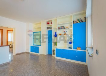 Stanza vuota - Quadrilocale Via Dalmazia
 
45, Alghero - foto 1