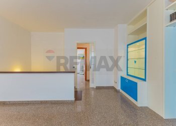 Stanza vuota - Quadrilocale Via Dalmazia
 
45, Alghero - foto 24