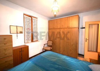 Camera / camera da letto - Independent house via CASE FORTE
 
67, Tizzano Val Parma - photo 4