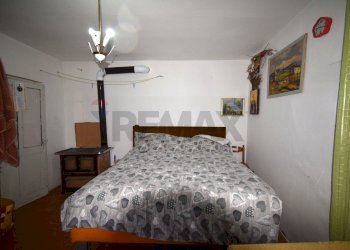 Camera / camera da letto - Independent house via CASE FORTE
 
67, Tizzano Val Parma - photo 26