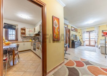 Cucina - Trilocale Via dei Merluzzi, Fiumicino - foto 4