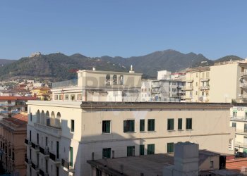 Edificio all\'aperto - Appartamento Corso Vittorio Emanuele
111, Salerno - foto 10
