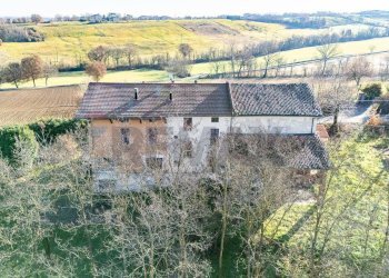 Vista delle montagne - Rustico Cogolonchio
 
16, Fidenza - foto 6