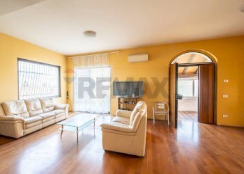 Soggiorno - Rustico Cogolonchio
 
16, Fidenza - foto 18