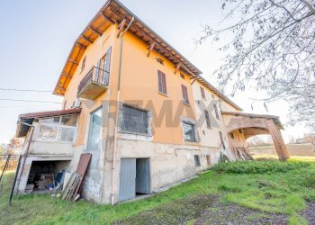 Edificio all\'aperto - Rustico Cogolonchio
 
16, Fidenza - foto 51