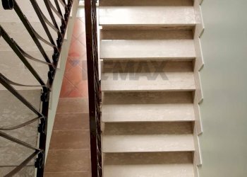 Scale - Casa indipendente Santi Cosma e Damiano - foto 8