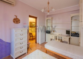 Camera / camera da letto - Villa Via Cristoforo Colombo
 
35, Capaci - foto 17