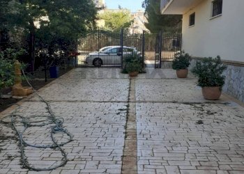 Edificio all\'aperto - Commercial Premises via pietro mascagni
 
27, Bagheria - photo 6