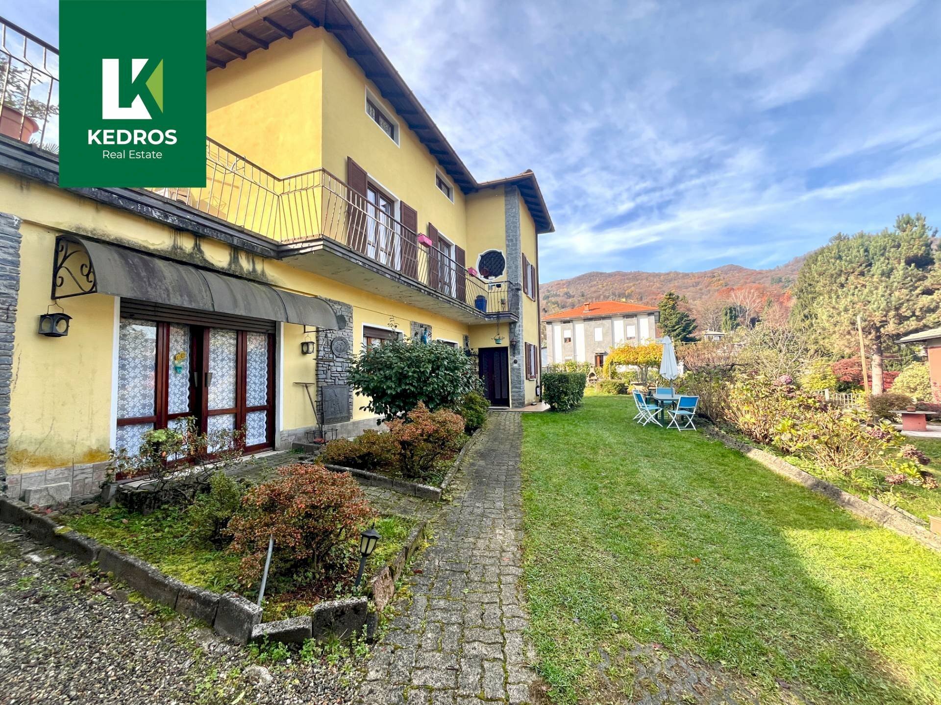 Foto 3 - Villa Via Provinciale
28, Cadegliano-Viconago - foto 3