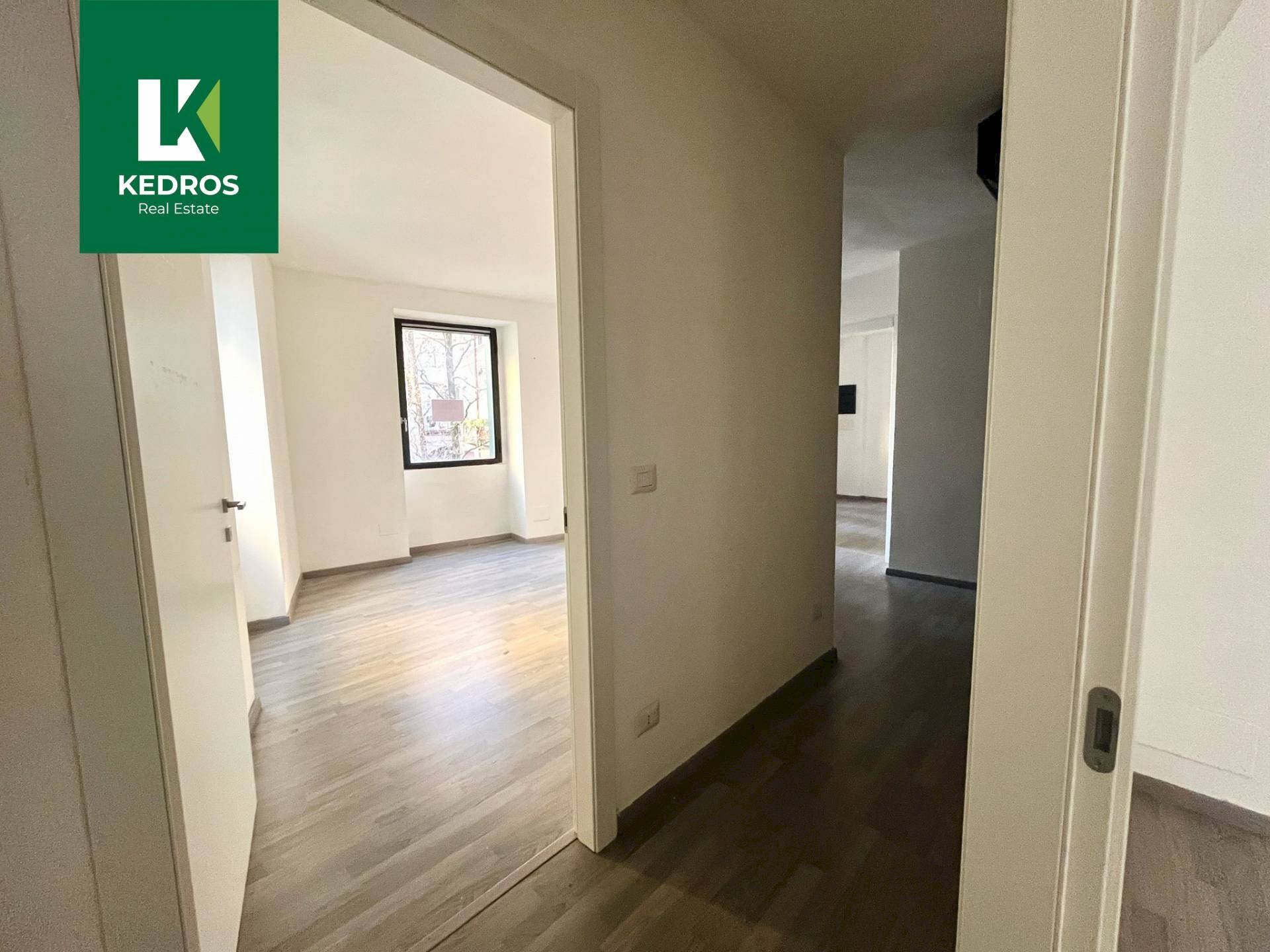 Foto 3 - Office Via ALbuzzi
 
12, Varese - photo 3