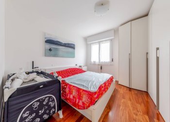 Foto 15 - Three-room apartment Via Paolo Mezzanotte
 
4, Milano - photo 15