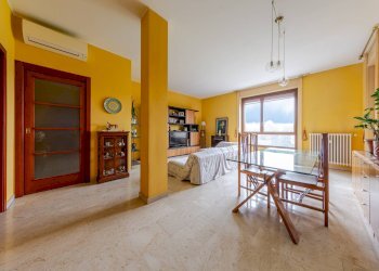 Foto 2 - Three-room apartment Via Federico Chopin
 
83, Milano - photo 2