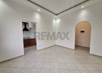 Stanza vuota - Bilocale Gorla Maggiore - foto 4