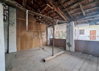 Terrazza - Casa semi indipendente VIA INDIPENDENZA
 
14, Cairate - foto 21