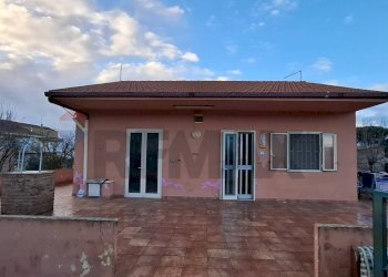 Casa all\'aperto - Villa Contrada Magazzinazzi Poggio del Sole
 
s.n., Ragusa - foto 2