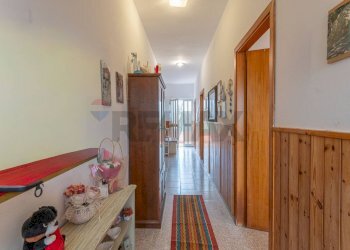 Hall / corridoio - Villa Contrada Magazzinazzi Poggio del Sole
 
s.n., Ragusa - foto 22