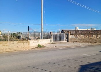 Edificio all\'aperto - Terreno agricolo c.da pellegrino, Santa Croce Camerina - foto 8