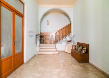 Scale - Casa indipendente VIA AMEDEO
 
26, Comiso - foto 8