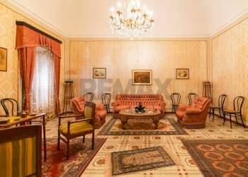 Soggiorno - Casa indipendente VIA AMEDEO
 
26, Comiso - foto 15