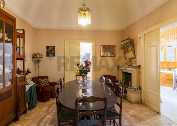 Sala da pranzo - Casa indipendente VIA AMEDEO
 
26, Comiso - foto 34