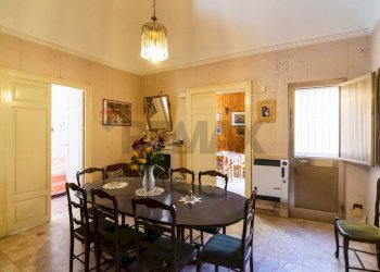 Sala da pranzo - Casa indipendente VIA AMEDEO
 
26, Comiso - foto 36