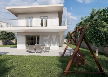 Casa all\'aperto - Villa VIA MARE TIRRENO
 
s.n., Ragusa - foto 3