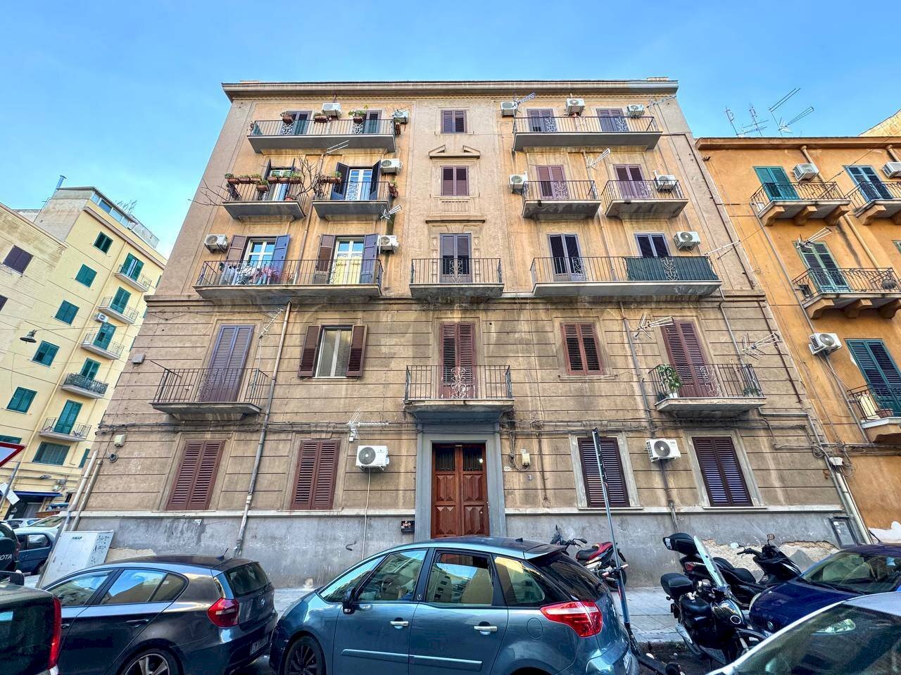 Edificio all\'aperto - Appartamento Via Francesco Paolo Perez
 
201, Palermo - foto 2