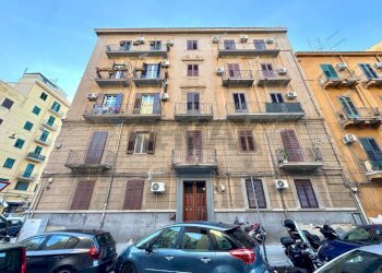 Edificio all\'aperto - Appartamento Via Francesco Paolo Perez
 
201, Palermo - foto 2