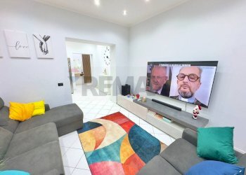 Soggiorno - Appartamento Via Francesco Paolo Perez
 
201, Palermo - foto 12