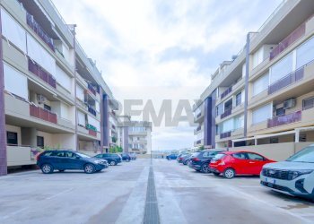 Edificio all\'aperto - Two-room apartment via Michelangelo Buonarroti
 
25B, Bitritto - photo 2