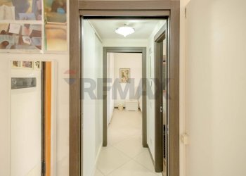 Hall / corridoio - Two-room apartment via Michelangelo Buonarroti
 
25B, Bitritto - photo 6
