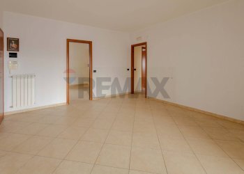 Stanza vuota - Quadrilocale Via Degli Ammiragli Casardi
 
37, Barletta - foto 6