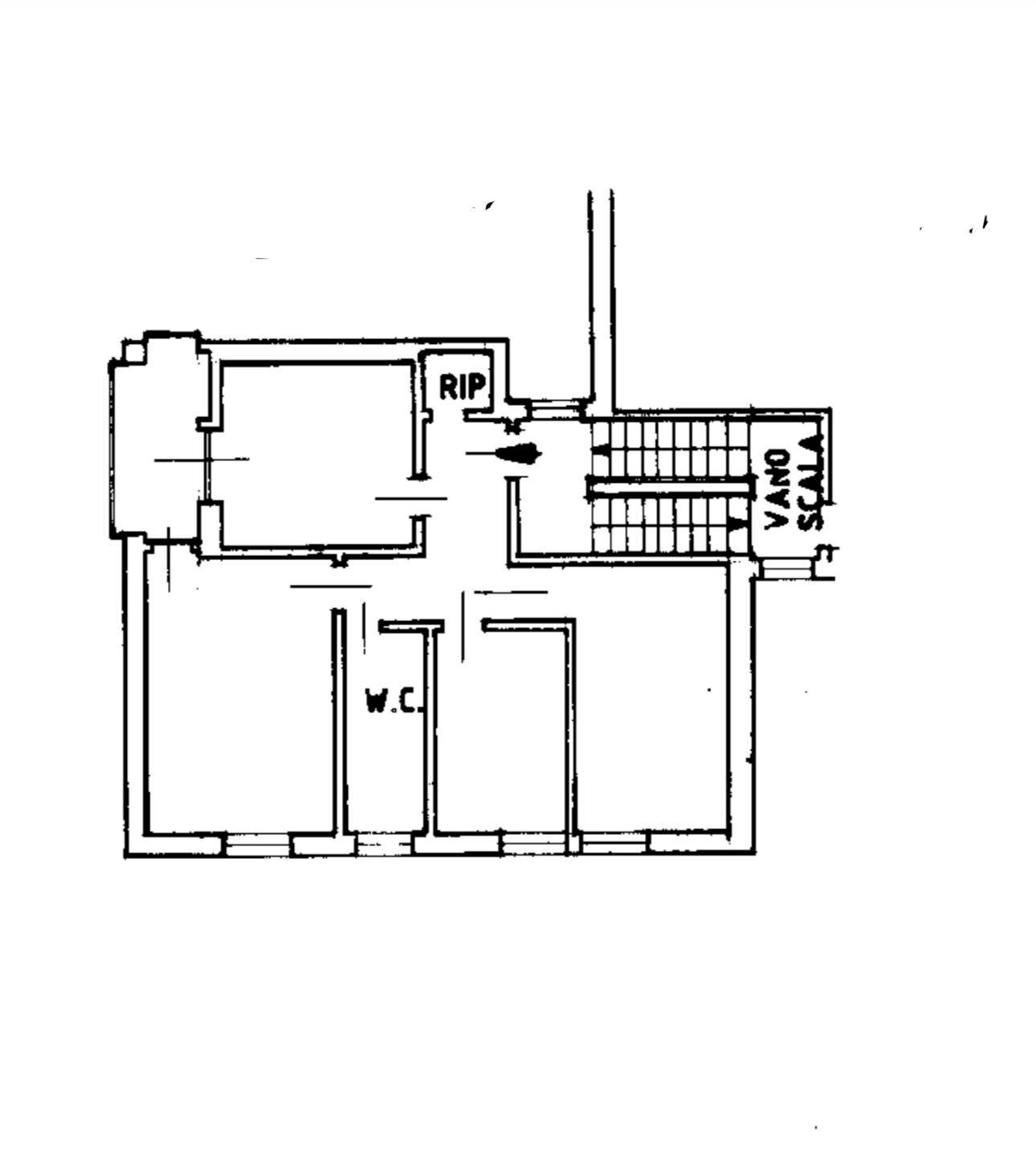 Foto 12 - Appartamento via finale
 
11, Genova - planimetria 1