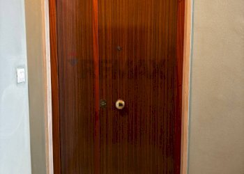 Camera / camera da letto - Quadrilocale via felice tarantini
 
10, Trani - foto 8