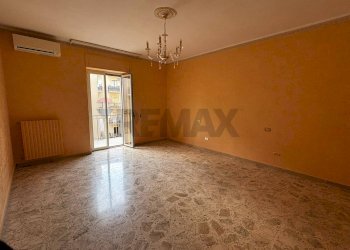 Stanza vuota - Quadrilocale via felice tarantini
 
10, Trani - foto 42